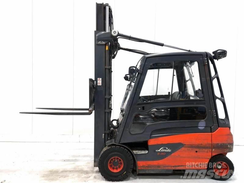Linde E30L-01 Elektro Stapler