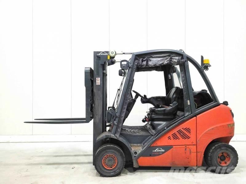Linde H25T-02 Gas Stapler