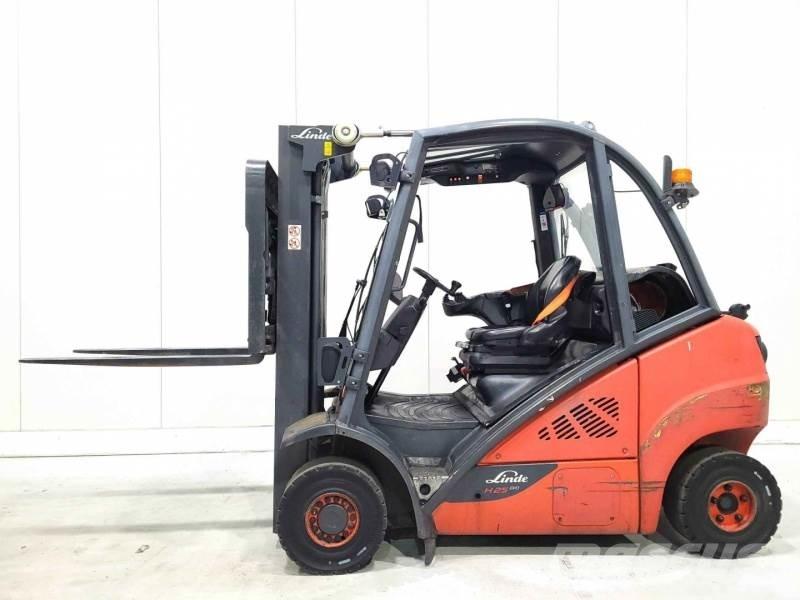 Linde H25T-02 Gas Stapler