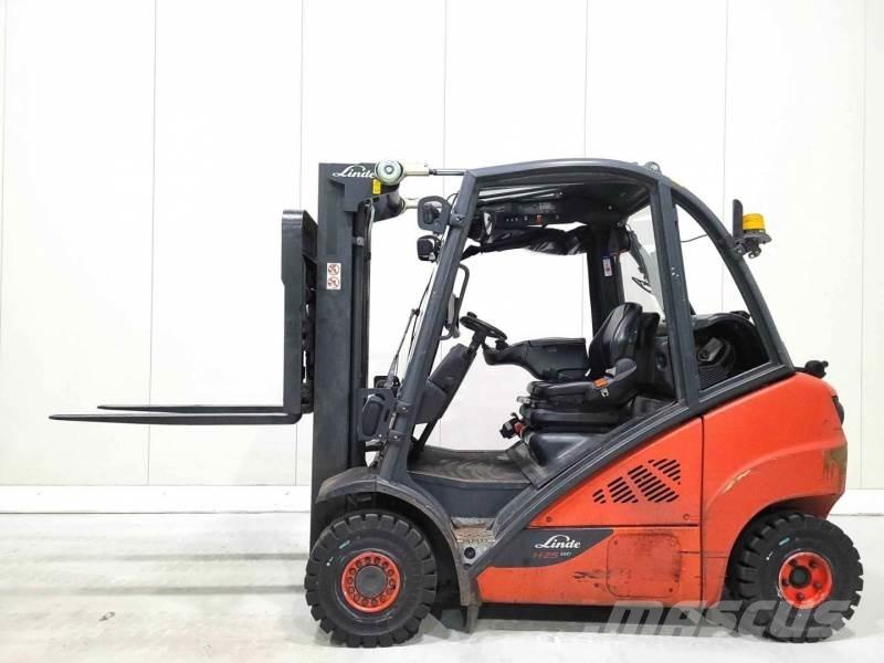 Linde H25T-02 Gas Stapler