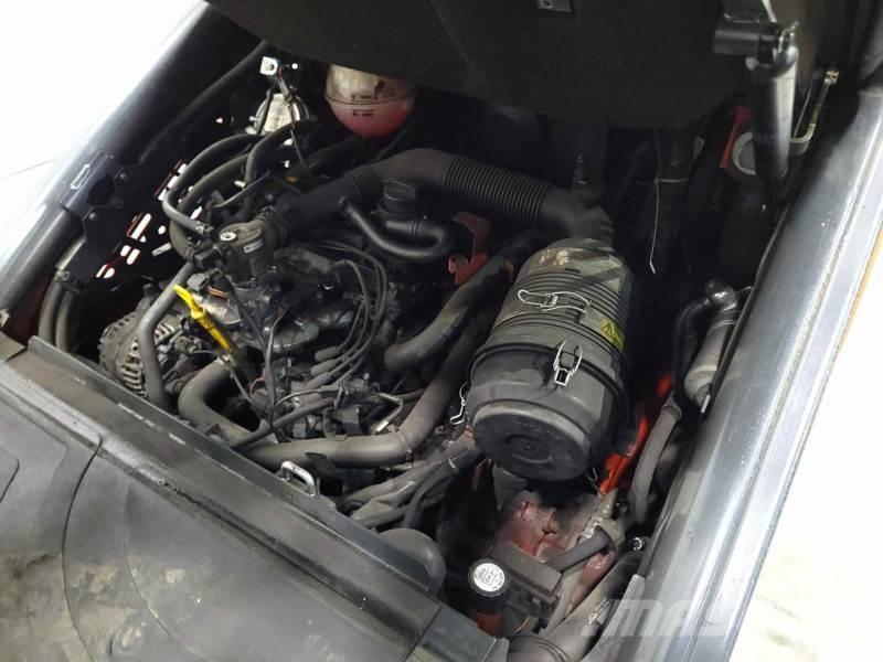 Linde H30T-02 393 RENTAL Gas Stapler