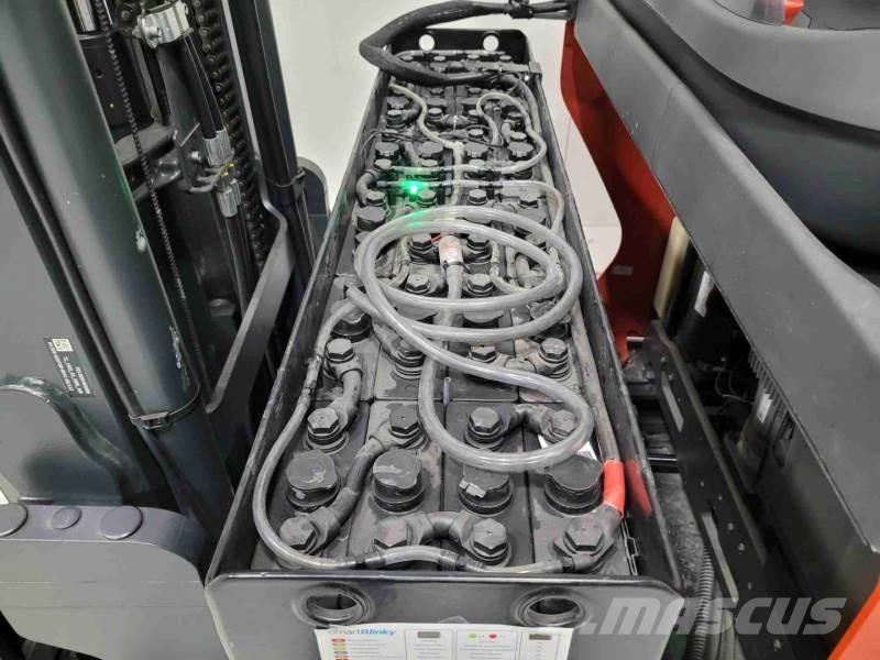 Linde R12B-01 Schubmaststapler
