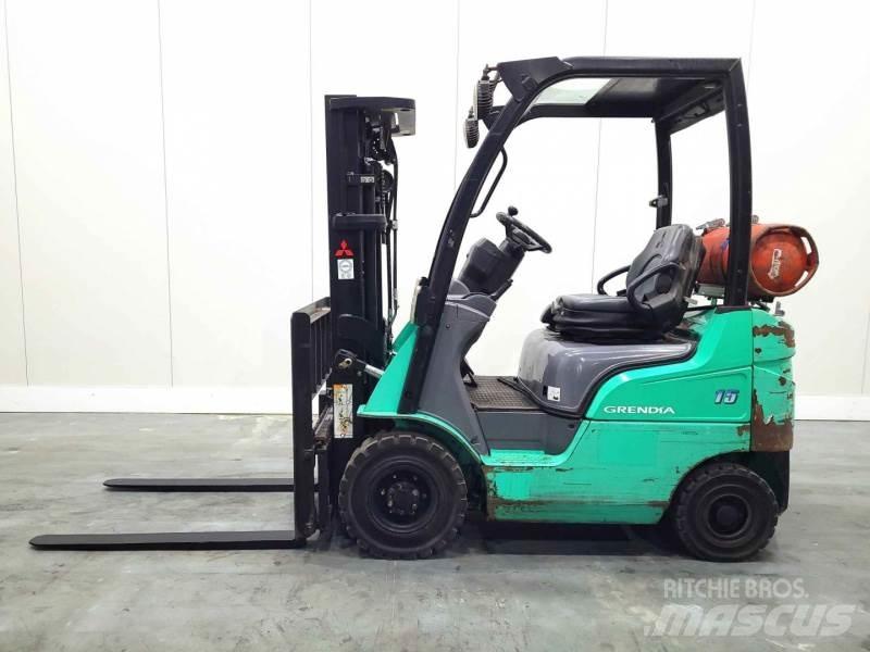 Mitsubishi FG15N Gas Stapler