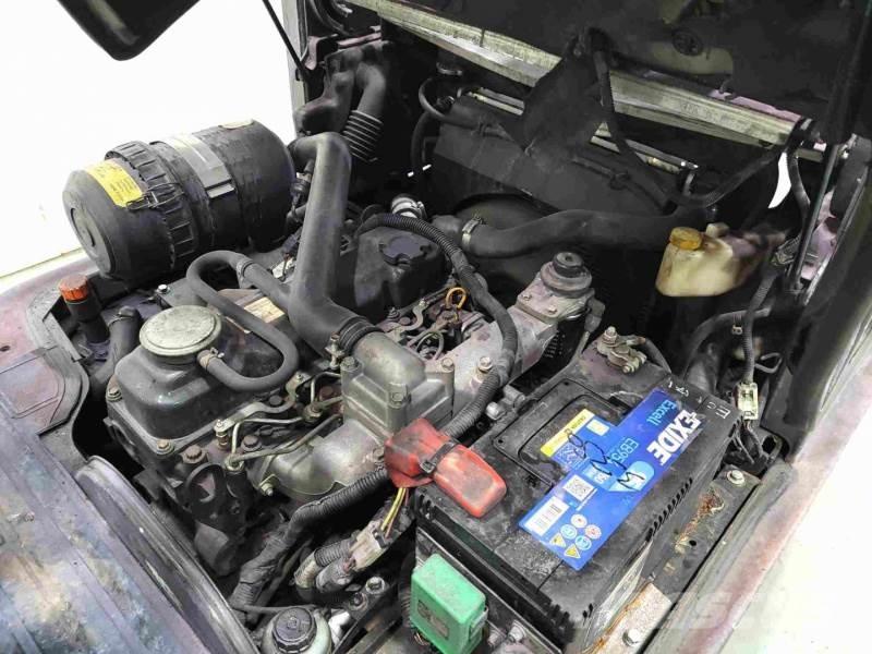 Nissan FD02A20 Diesel Stapler