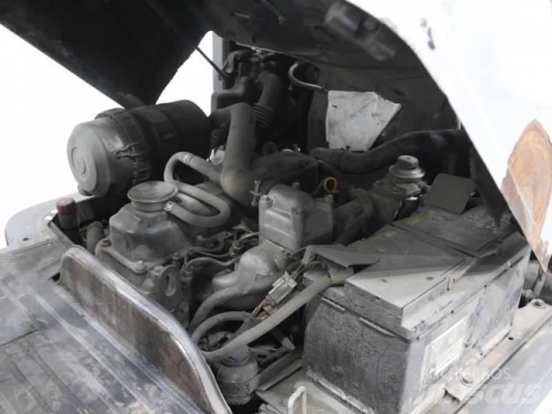 Nissan Y1D2A25Q Diesel Stapler