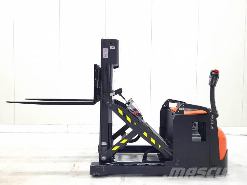 Toyota SWE120XR Reach-Stacker