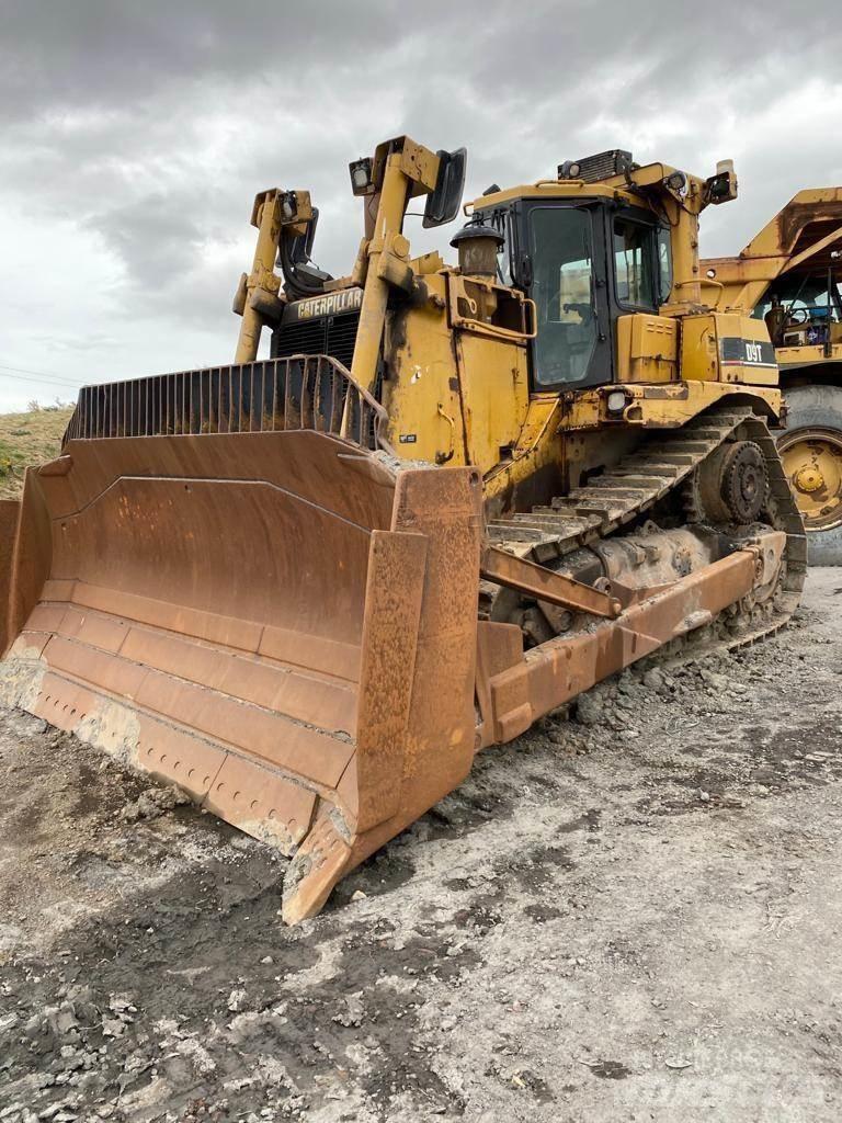 CAT D9T Bulldozer