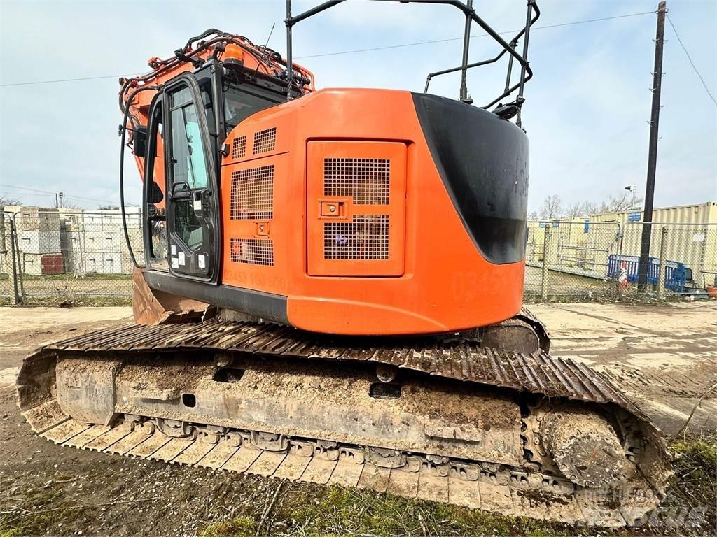 Hitachi ZX225USLC-6 Raupenbagger