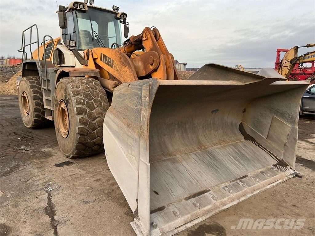 Liebherr L586 Radlader