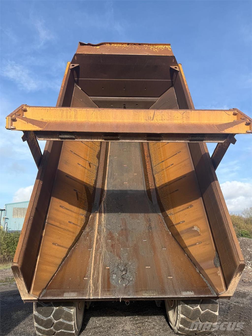 Volvo A40F Dumper - Knickgelenk