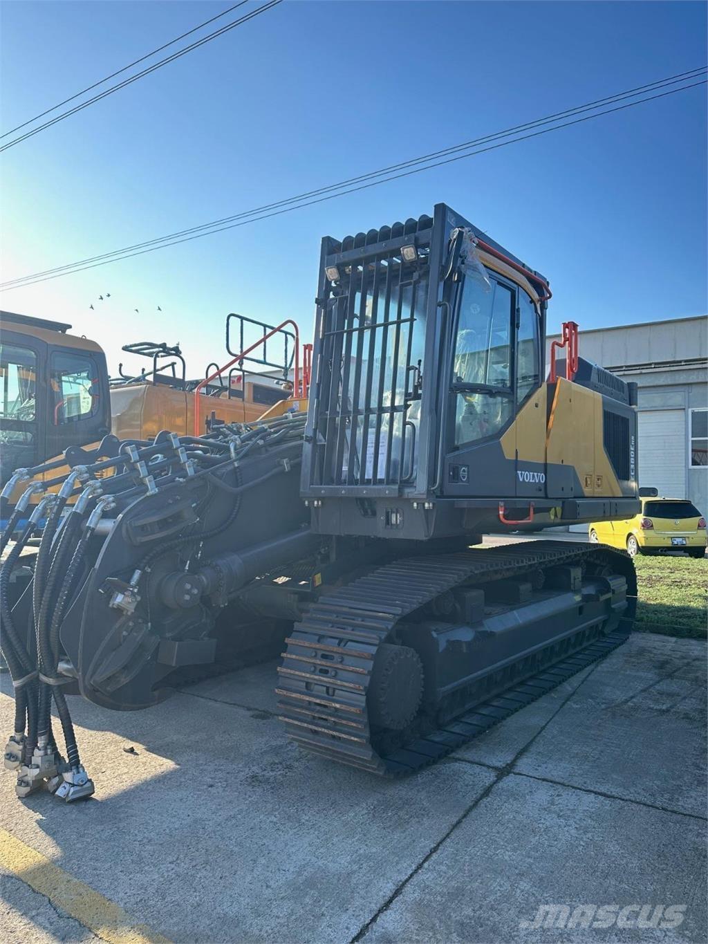 Volvo EC380EHR Abrissbagger