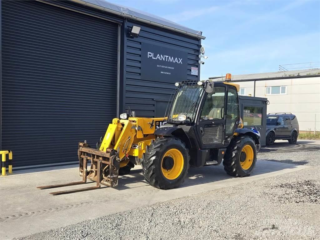 JCB -- Teleskoplader