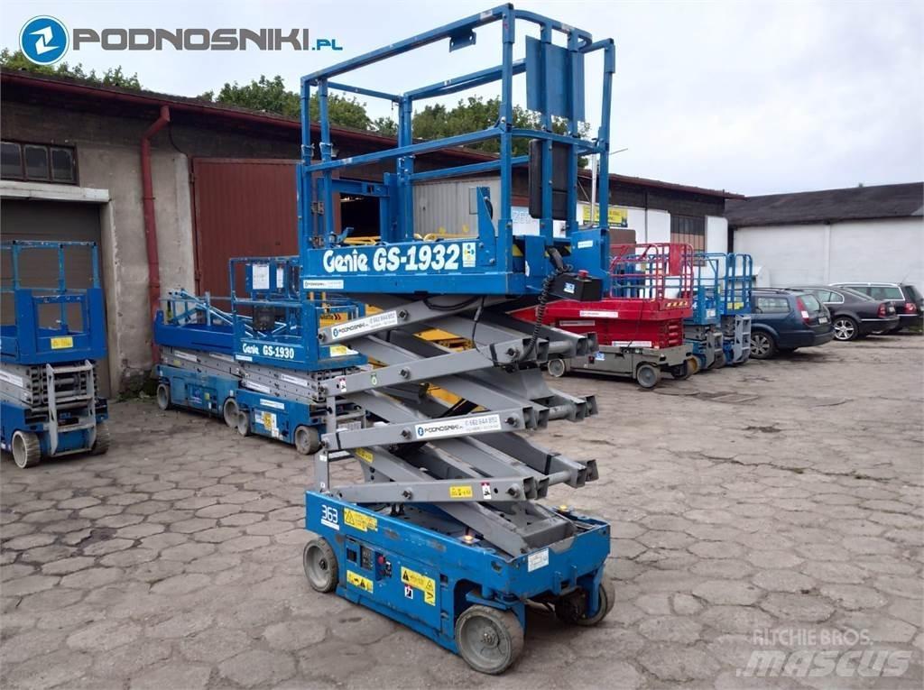 Genie 3219 Scheren-Arbeitsbühnen