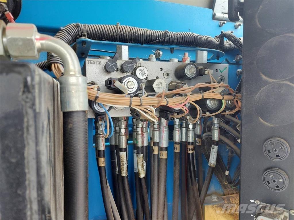 Genie Z-45/25J RT Gelenkteleskoparbeitsbühnen