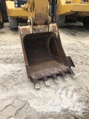 CAT 320 Raupenbagger