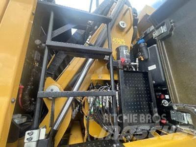 CAT MH3026 Materialumschlag