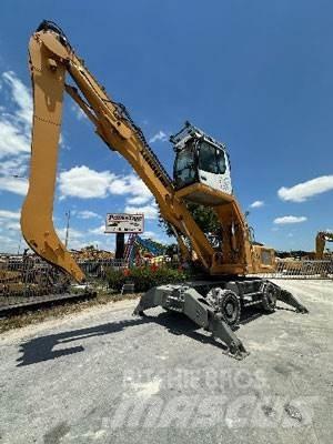 Liebherr LH30M Materialumschlag
