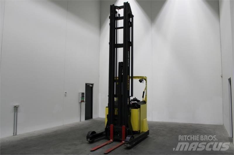 Hyster R2.0 Schubmaststapler