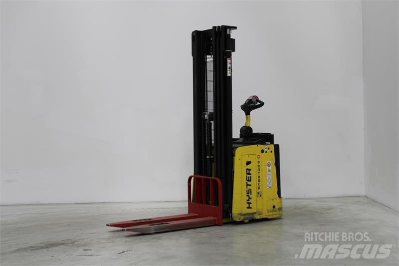 Hyster S1.5S Selbstfahrstapler