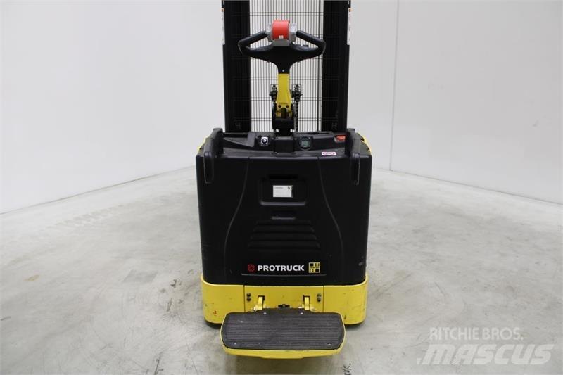 Hyster S1.5S Selbstfahrstapler