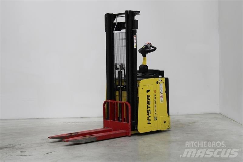 Hyster S1.5S Selbstfahrstapler