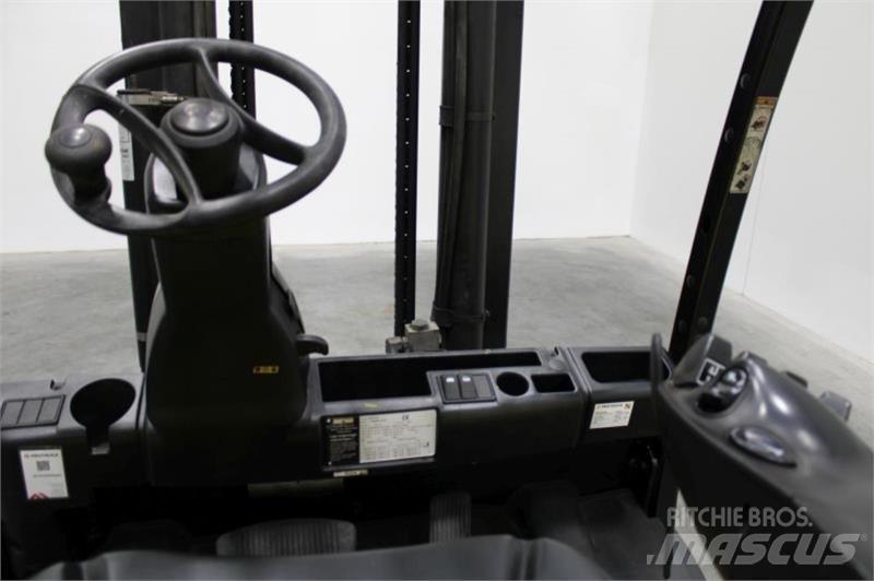 Yale ERP50VM Elektro Stapler