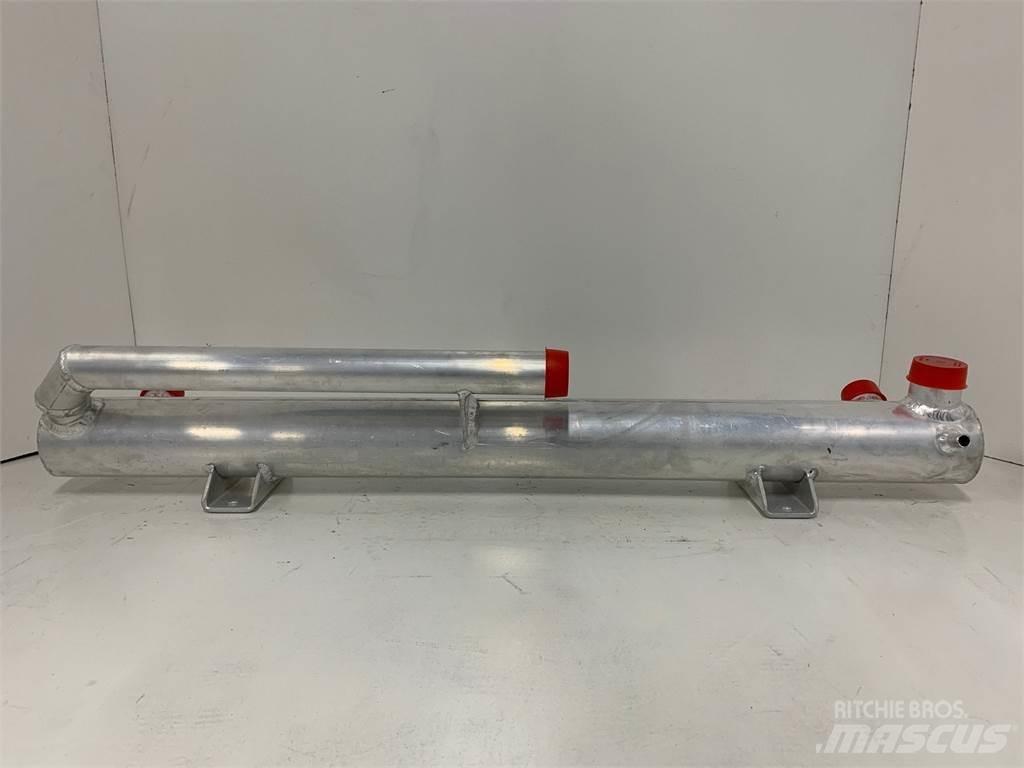 CASE 821B Radiatoren