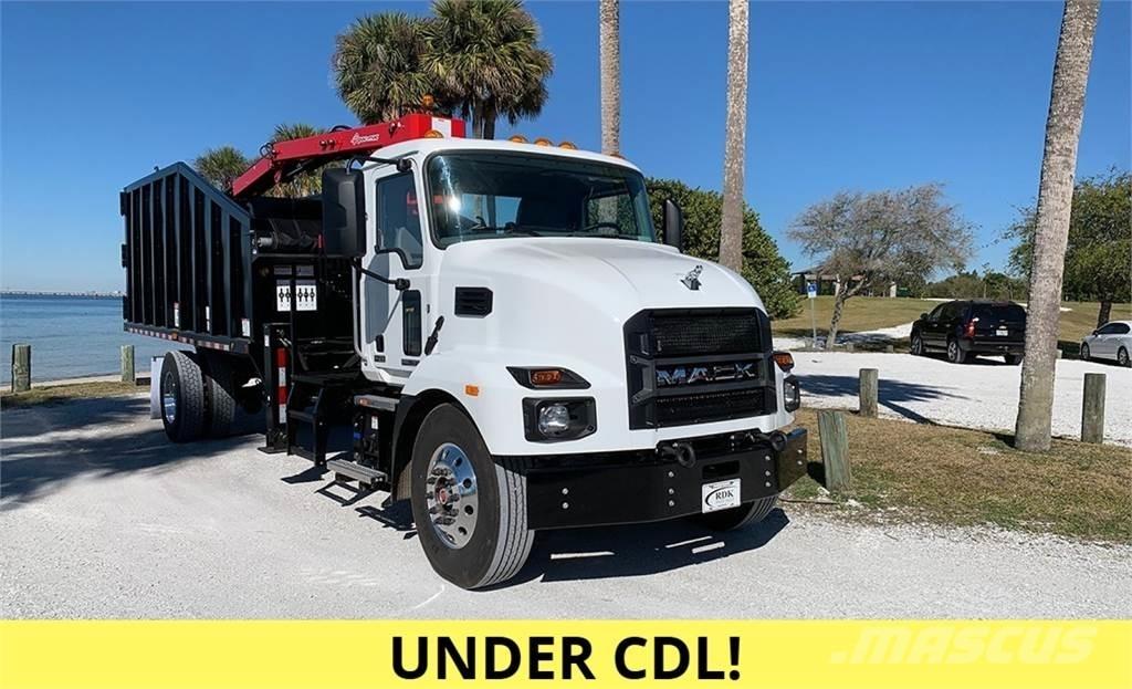 Mack MD6 Greifer