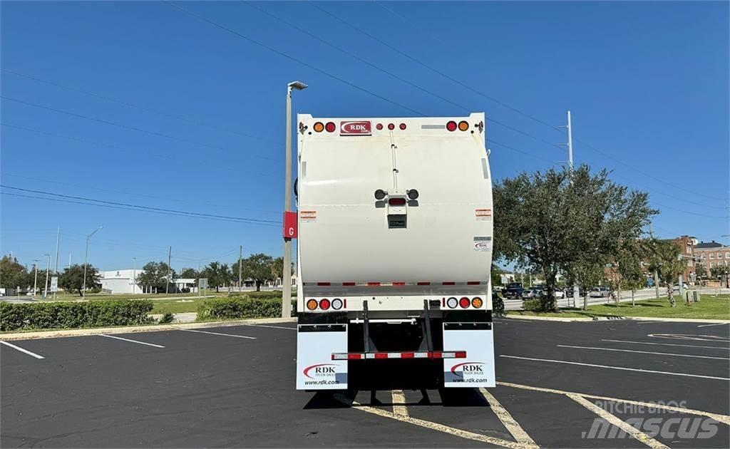 Mack TE64 Müllwagen