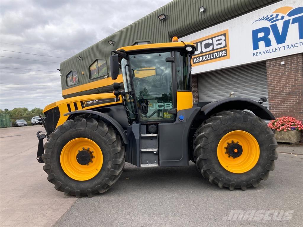 JCB 4220 Traktoren