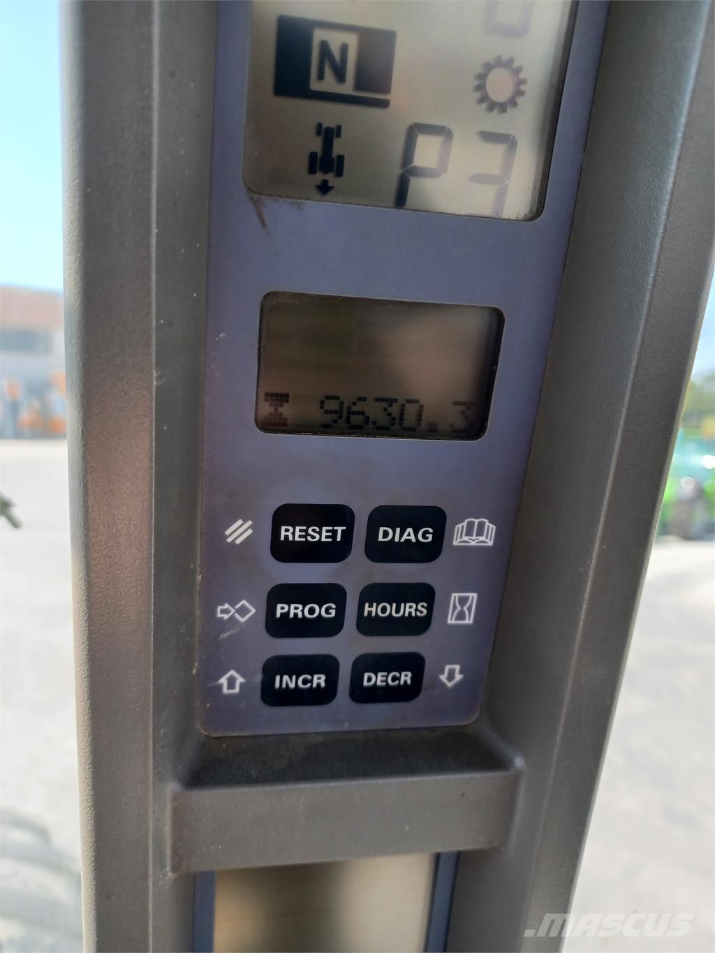 CASE MX 270 Traktoren