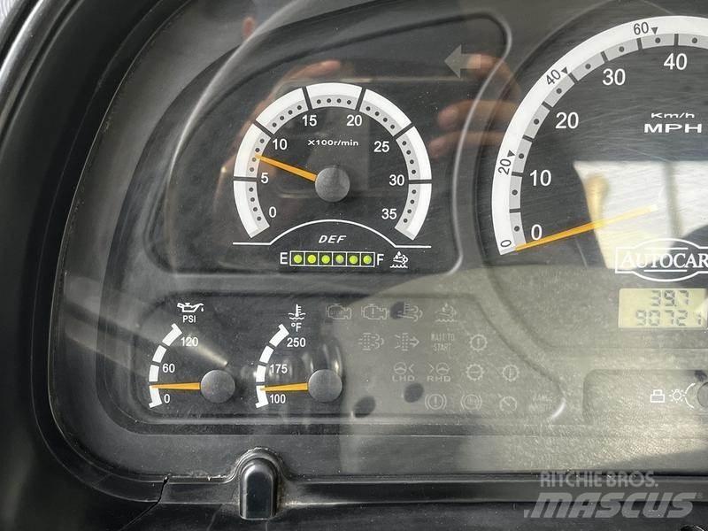 Autocar Xpert Kehrmaschine