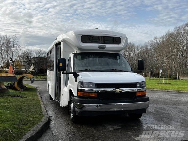 Chevrolet Express Minibusse