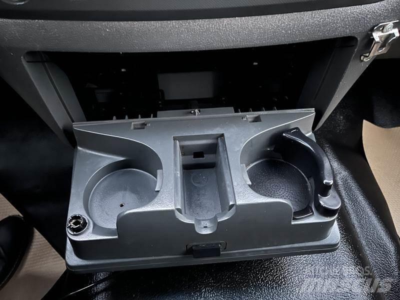 Dodge Ram 5500 Pritschenwagen/Pritschenwagen mit Seitenklappe