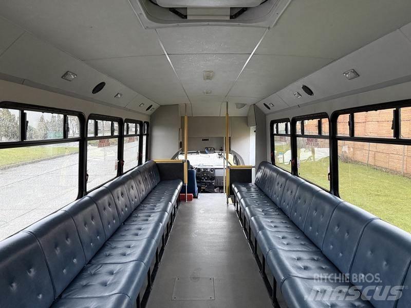 Ford F-550 Minibusse