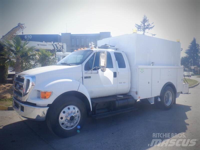Ford F-750 Kommunal-Sonderfahrzeuge