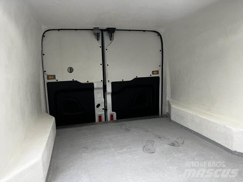 Ford Transit Lieferwagen