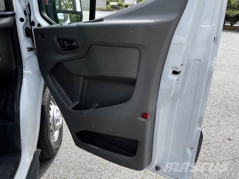 Ford Transit PKWs