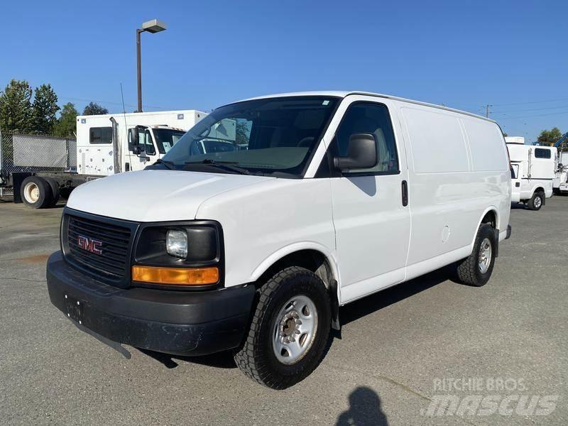 GMC Savana Lieferwagen