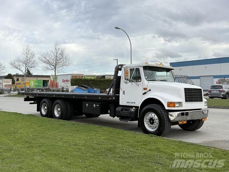 International 4900 Bergungsfahrzeuge