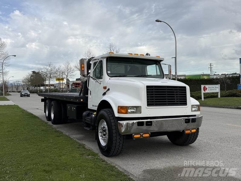 International 4900 Bergungsfahrzeuge