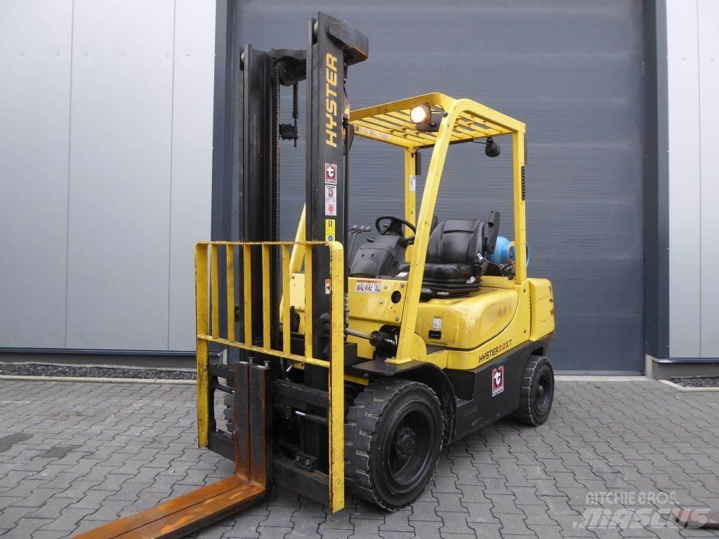 Hyster H3.0XT Diesel Stapler