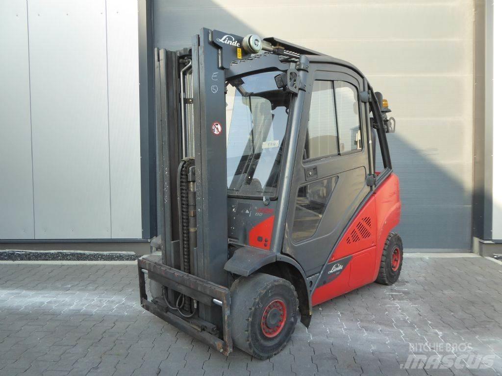 Linde H25T-02 Gas Stapler