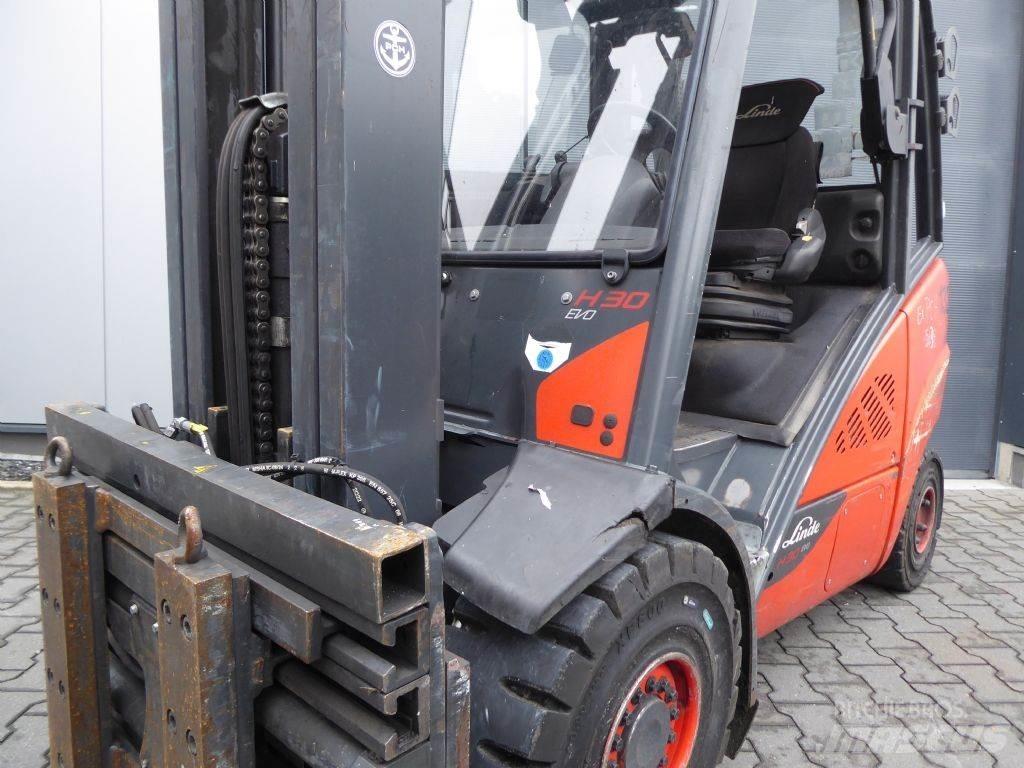 Linde H30D-02 Diesel Stapler