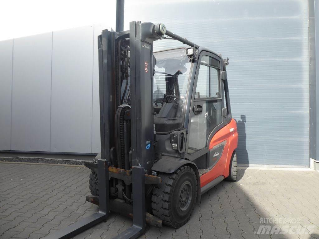 Linde H35D-01 Diesel Stapler