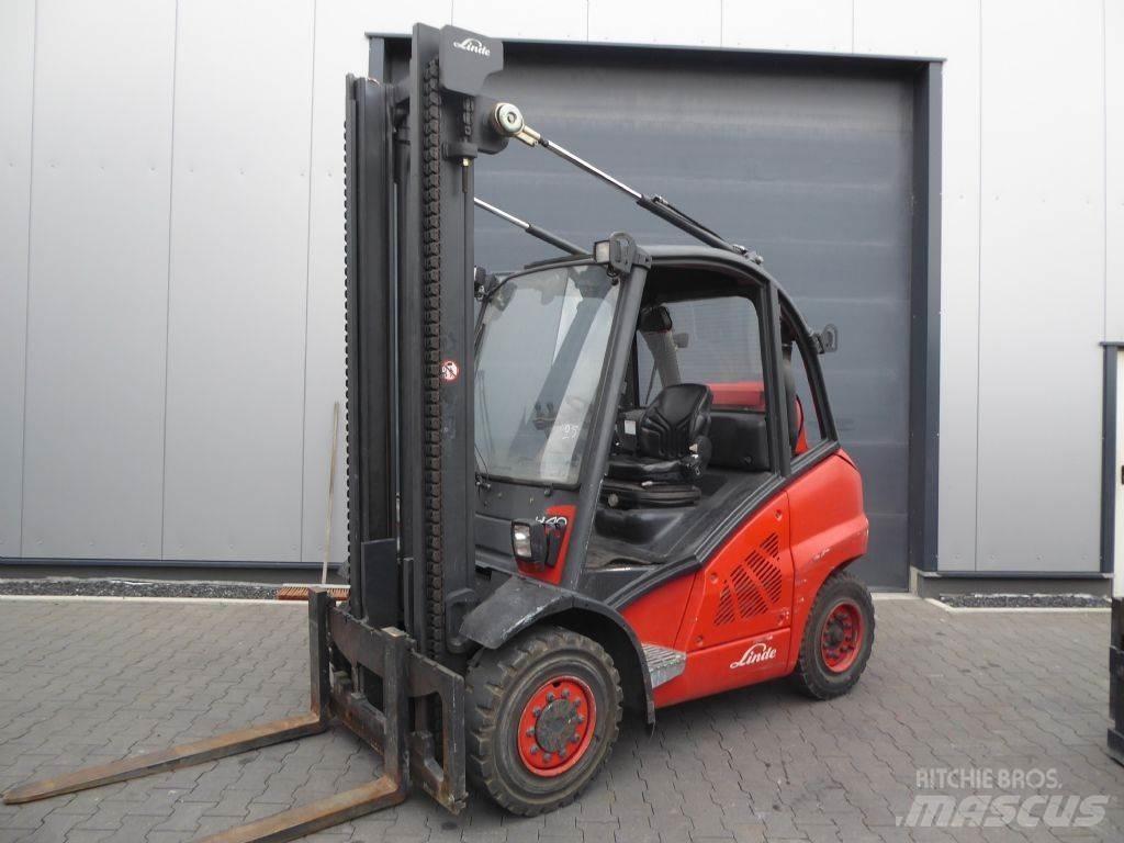 Linde H40T-01 Gas Stapler