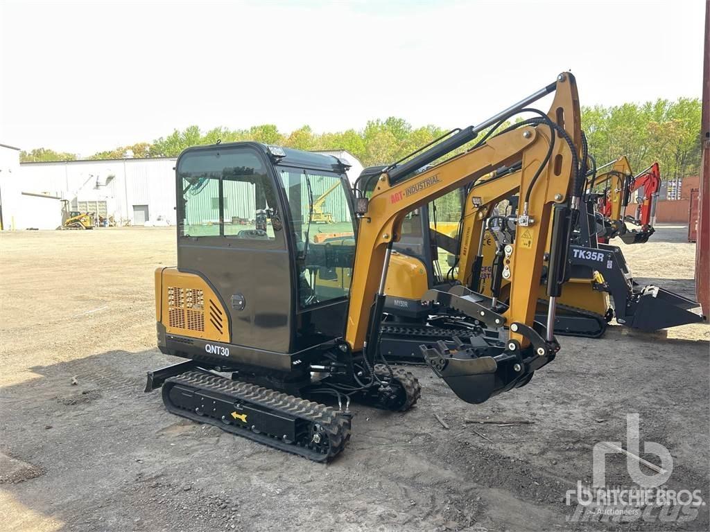 AGT QNT30 Minibagger < 7t