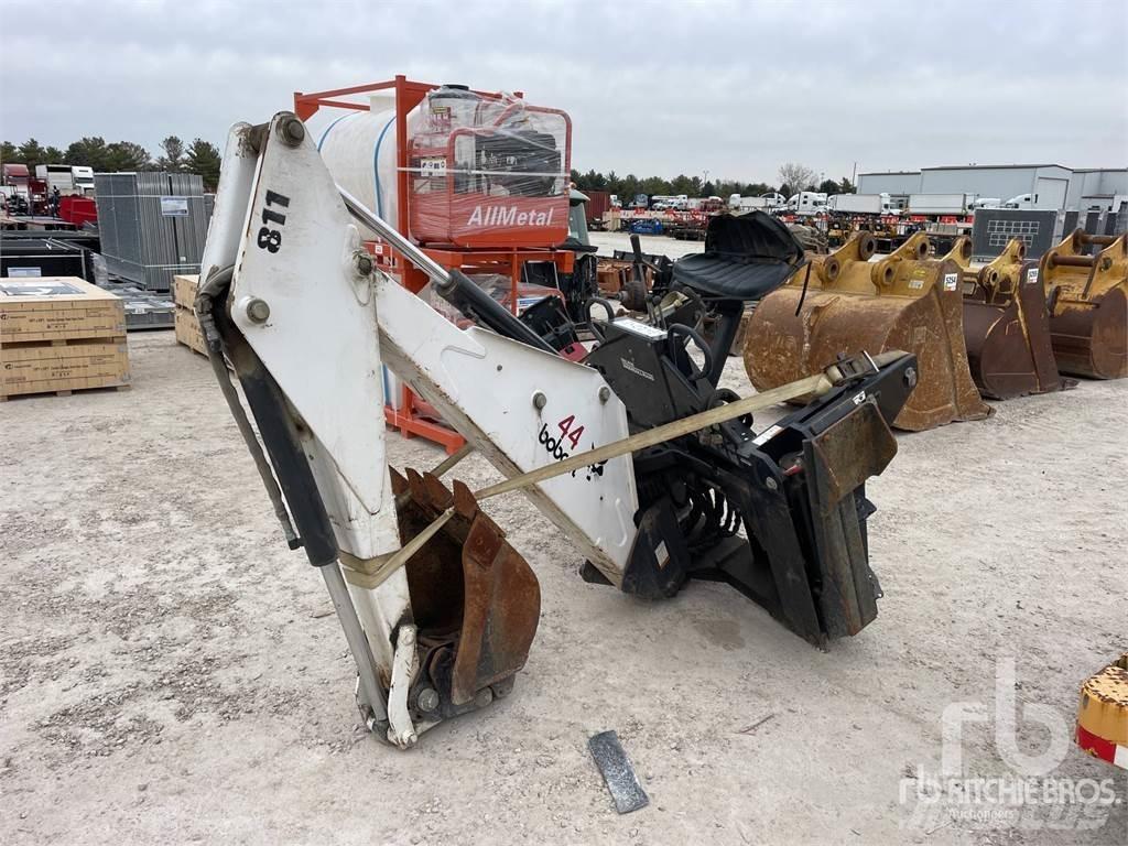 Bobcat 811 Tieflöffel