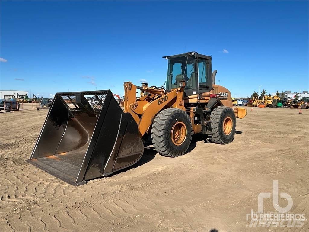 CASE 621D Radlader