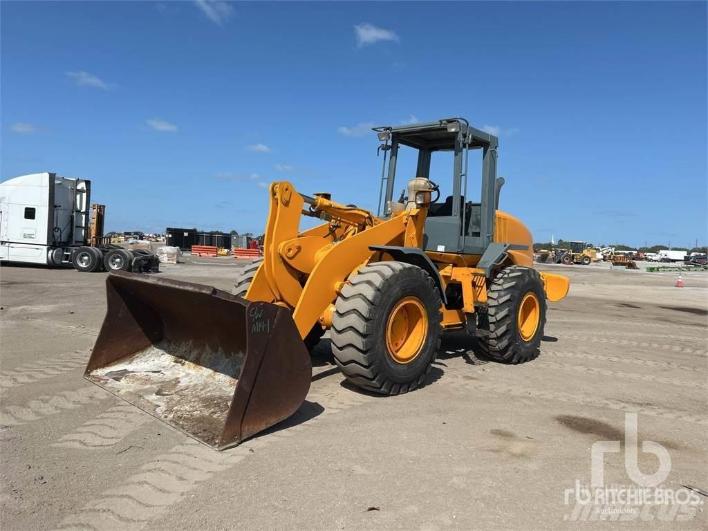 CASE 621D Radlader